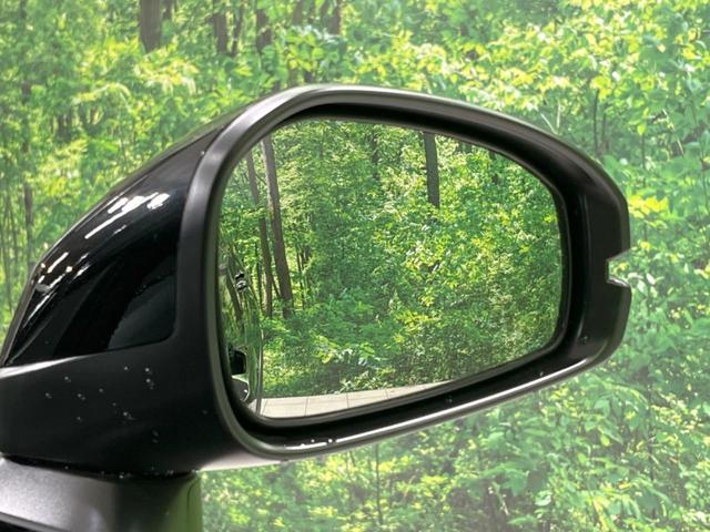 WR-V Z ブラックスタイル 禁煙車 衝突軽減装置 純正9型ナビ レーダークルーズ バックカメラ ハーフレザーシート コーナーセンサー LEDヘッド オートハイビーム 純正17インチアルミ 車線逸脱警報 ビルトインETC ドラレコ(29枚目)