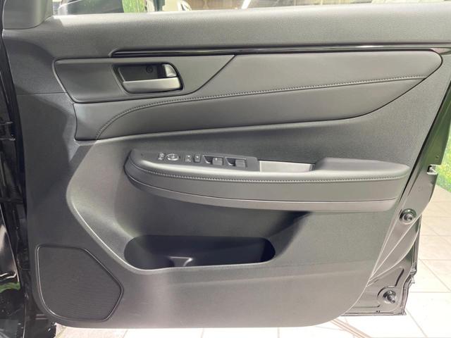 WR-V Z ブラックスタイル 禁煙車 衝突軽減装置 純正9型ナビ レーダークルーズ バックカメラ ハーフレザーシート コーナーセンサー LEDヘッド オートハイビーム 純正17インチアルミ 車線逸脱警報 ビルトインETC ドラレコ(39枚目)