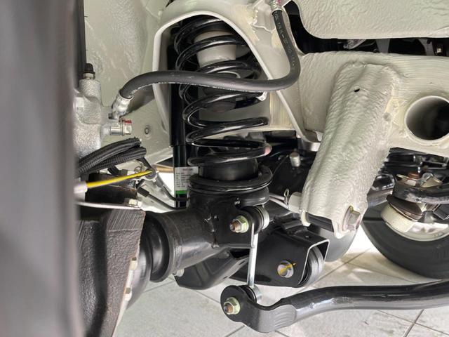 ジムニーノマド FC 禁煙車 9型SDナビ 衝突軽減装置 レーダークルーズ コーナーセンサー シートヒーター レーンアシスト 純正15インチアルミ バックカメラ LEDヘッドライト ドラレコ スマートキー(20枚目)