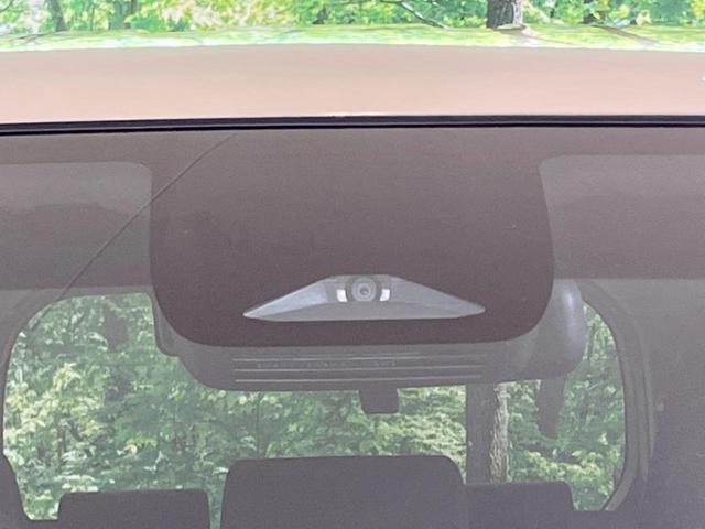 シエンタ Z 禁煙車 純正8型ディスプレイオーディオ 全周囲カメラ 衝突軽減装置 両側電動ドア ブラインドスポットモニター レーダークルーズ 車線逸脱警報 スマートキー ETC2.0(5枚目)