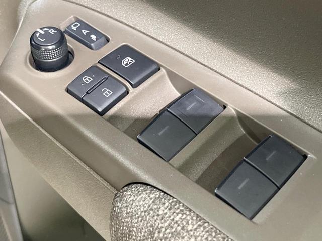 シエンタ Z 禁煙車 純正8型ディスプレイオーディオ 全周囲カメラ 衝突軽減装置 両側電動ドア ブラインドスポットモニター レーダークルーズ 車線逸脱警報 スマートキー ETC2.0(28枚目)