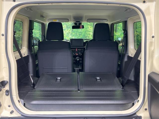 ジムニー ＸＣ　禁煙車　４ＷＤ　ターボ　衝突軽減装置　コーナーセンサー　クルコン　オートハイビーム＆ＬＥＤヘッド　車線逸脱警報　オートエアコン　純正１６インチアルミ　スマートキー　アイドリングストップ（10枚目）