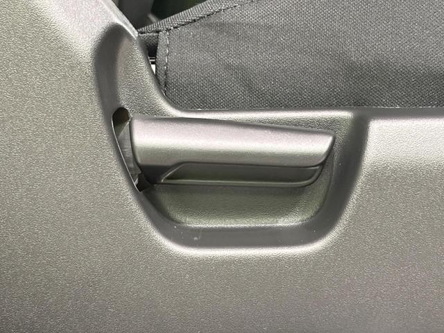 ジムニー ＸＣ　禁煙車　４ＷＤ　ターボ　衝突軽減装置　コーナーセンサー　クルコン　オートハイビーム＆ＬＥＤヘッド　車線逸脱警報　オートエアコン　純正１６インチアルミ　スマートキー　アイドリングストップ（31枚目）