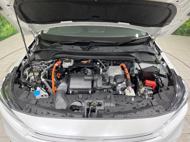 ヴェゼル ｅ：ＨＥＶ　Ｚ　禁煙車　ＳＤナビ　衝突軽減　レーダークルーズ　パワーバックドア　バックカメラ　Ｂｌｕｅｔｏｏｔｈ　ＥＴＣ２．０　ＬＥＤヘッドランプ＆フォグ　オートハイビーム　前席シートヒーター　ステアリングヒーター（18枚目）