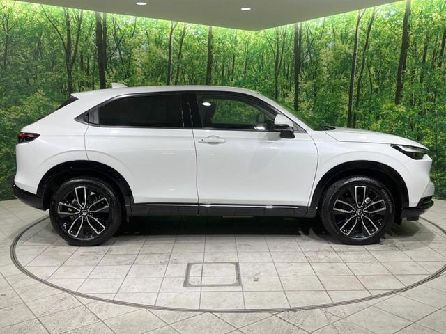 ヴェゼル ｅ：ＨＥＶ　Ｚ　禁煙車　ＳＤナビ　衝突軽減　レーダークルーズ　パワーバックドア　バックカメラ　Ｂｌｕｅｔｏｏｔｈ　ＥＴＣ２．０　ＬＥＤヘッドランプ＆フォグ　オートハイビーム　前席シートヒーター　ステアリングヒーター（27枚目）