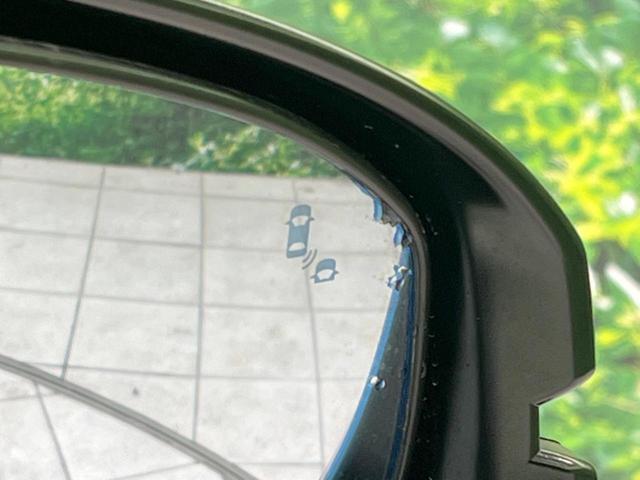 ヴェゼル ｅ：ＨＥＶ　Ｚ　禁煙車　ＳＤナビ　衝突軽減　レーダークルーズ　パワーバックドア　バックカメラ　Ｂｌｕｅｔｏｏｔｈ　ＥＴＣ２．０　ＬＥＤヘッドランプ＆フォグ　オートハイビーム　前席シートヒーター　ステアリングヒーター（40枚目）