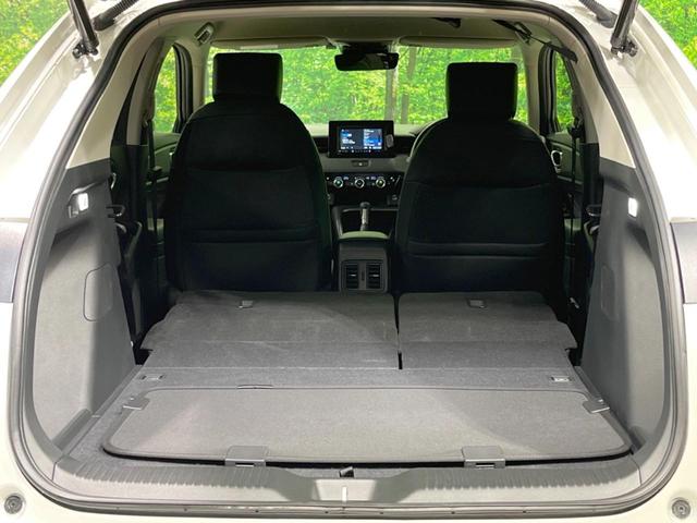 ヴェゼル ｅ：ＨＥＶ　Ｚ　禁煙車　ＳＤナビ　衝突軽減　レーダークルーズ　パワーバックドア　バックカメラ　Ｂｌｕｅｔｏｏｔｈ　ＥＴＣ２．０　ＬＥＤヘッドランプ＆フォグ　オートハイビーム　前席シートヒーター　ステアリングヒーター（46枚目）