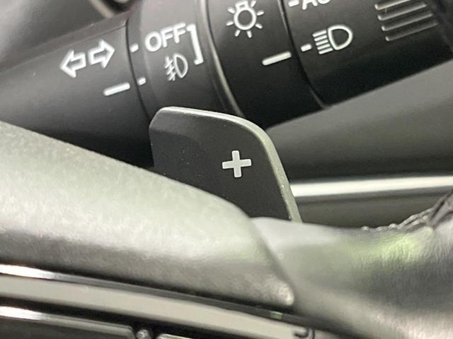 ヴェゼル ｅ：ＨＥＶ　Ｚ　禁煙車　ＳＤナビ　衝突軽減　レーダークルーズ　パワーバックドア　バックカメラ　Ｂｌｕｅｔｏｏｔｈ　ＥＴＣ２．０　ＬＥＤヘッドランプ＆フォグ　オートハイビーム　前席シートヒーター　ステアリングヒーター（57枚目）