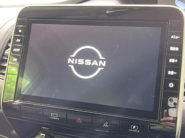 セレナ ｅ－パワー　ハイウェイスターＶ　禁煙車　純正１０型ナビ　後席モニター　全周囲カメラ　両側電動ドア　プロパイロット　ブラインドスポットモニター　デジタルインナーミラー　レーンアシスト　オートライト＆ＬＥＤヘッド　スマートキー　ＥＴＣ（3枚目）
