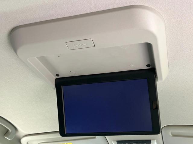 セレナ ｅ－パワー　ハイウェイスターＶ　禁煙車　純正１０型ナビ　後席モニター　全周囲カメラ　両側電動ドア　プロパイロット　ブラインドスポットモニター　デジタルインナーミラー　レーンアシスト　オートライト＆ＬＥＤヘッド　スマートキー　ＥＴＣ（5枚目）