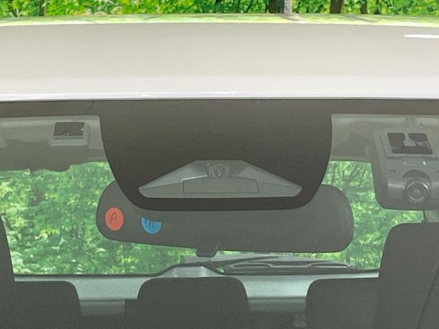 ＷＲ－Ｖ Ｚ　バックカメラ　衝突軽減装置　アダプティブクルーズ　禁煙車　ドラレコ　コーナーセンサー　スマートキー　ＬＥＤヘッド　ビルトインＥＴＣ　純正１７インチアルミ　オートハイビーム　車線逸脱警報　革巻きハンドル（3枚目）