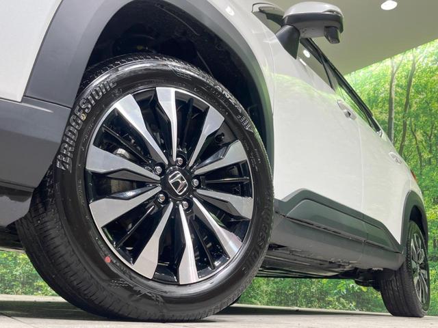 ＷＲ－Ｖ Ｚ　バックカメラ　衝突軽減装置　アダプティブクルーズ　禁煙車　ドラレコ　コーナーセンサー　スマートキー　ＬＥＤヘッド　ビルトインＥＴＣ　純正１７インチアルミ　オートハイビーム　車線逸脱警報　革巻きハンドル（13枚目）