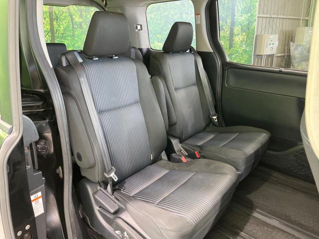 ヴォクシー ＺＳ　禁煙車　９型ＳＤナビ　両側電動ドア　バックカメラ　寒冷地仕様　スマートキー　ＥＴＣ　オートライト　ＬＥＤヘッド　デュアルエアコン　リアオートエアコン　Ｂｌｕｅｔｏｏｔｈ　１７インチアルミ（10枚目）