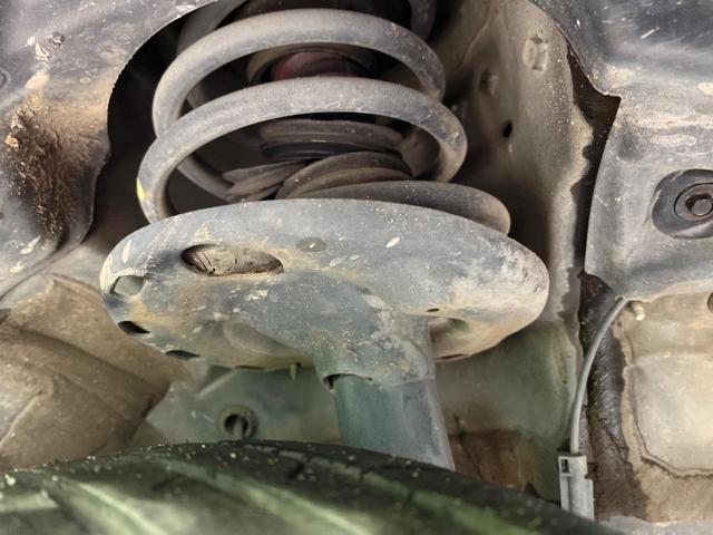 ヴォクシー ＺＳ　禁煙車　９型ＳＤナビ　両側電動ドア　バックカメラ　寒冷地仕様　スマートキー　ＥＴＣ　オートライト　ＬＥＤヘッド　デュアルエアコン　リアオートエアコン　Ｂｌｕｅｔｏｏｔｈ　１７インチアルミ（22枚目）