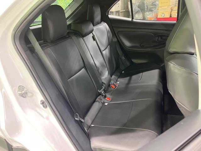 ヤリスクロス ハイブリッドＺ　禁煙車　純正８型ディスプレイオーディオ　全周囲カメラ　衝突軽減装置　レーダークルーズ　ブラインドスポットモニター　シートヒーター　ＬＥＤヘッド　電動リアゲート　純正１８インチアルミ　ＥＴＣ　スマートキ（11枚目）