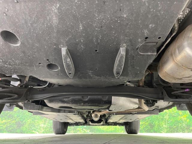 ヤリスクロス ハイブリッドＺ　禁煙車　純正８型ディスプレイオーディオ　全周囲カメラ　衝突軽減装置　レーダークルーズ　ブラインドスポットモニター　シートヒーター　ＬＥＤヘッド　電動リアゲート　純正１８インチアルミ　ＥＴＣ　スマートキ（20枚目）