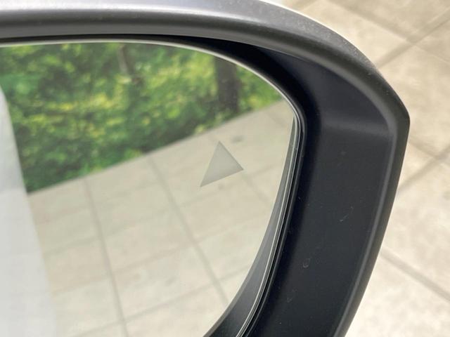 セレナ e-パワー ハイウェイスターV 登録済未使用車 純正12型ナビ 全周囲カメラ 衝突軽減装置 プロパイロット 両側電動ドア デジタルインナーミラー ブラインドスポットモニター ETC ドラレコ リアオートエアコン コーナーセンサー(8枚目)