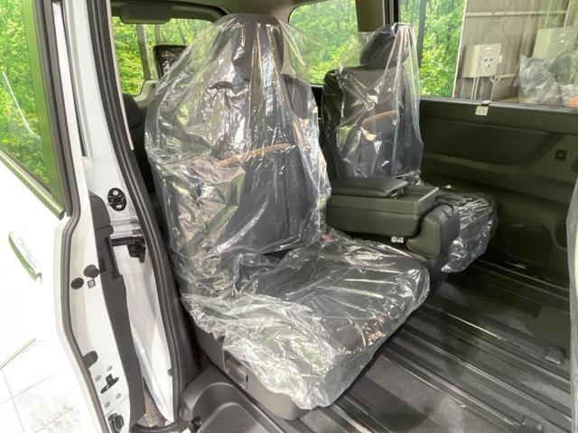 セレナ e-パワー ハイウェイスターV 登録済未使用車 純正12型ナビ 全周囲カメラ 衝突軽減装置 プロパイロット 両側電動ドア デジタルインナーミラー ブラインドスポットモニター ETC ドラレコ リアオートエアコン コーナーセンサー(10枚目)