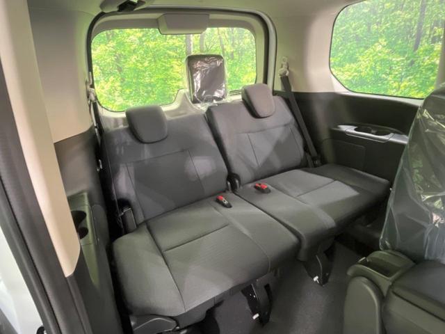 セレナ e-パワー ハイウェイスターV 登録済未使用車 純正12型ナビ 全周囲カメラ 衝突軽減装置 プロパイロット 両側電動ドア デジタルインナーミラー ブラインドスポットモニター ETC ドラレコ リアオートエアコン コーナーセンサー(11枚目)