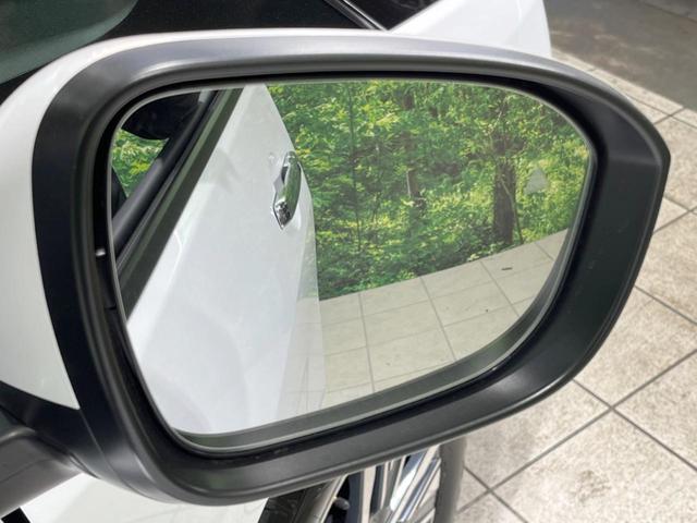 セレナ e-パワー ハイウェイスターV 登録済未使用車 純正12型ナビ 全周囲カメラ 衝突軽減装置 プロパイロット 両側電動ドア デジタルインナーミラー ブラインドスポットモニター ETC ドラレコ リアオートエアコン コーナーセンサー(44枚目)