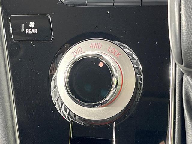 デリカＤ：５ Ｐ　４ＷＤ　ディーゼル　禁煙車　ＢＩＧ－Ｘ１１型ナビ　後席モニター　両側電動ドア　衝突軽減装置　レーダークルーズ　全周囲カメラ　パワーバックドア　ＬＥＤヘッド　シートヒーター　ステアリングヒーター（30枚目）