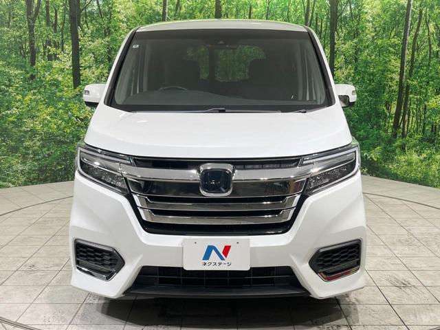 ステップワゴンスパーダ スパーダハイブリッド　Ｇ　ホンダセンシング　禁煙車　純正９型ナビ　両側電動ドア　後席モニター　衝突軽減装置　レーダークルーズ　バックカメラ　ＬＥＤヘッド＆フォグ　デュアルエアコン　純正１６インチアルミ　車線逸脱警報　ビルトインＥＴＣ（16枚目）