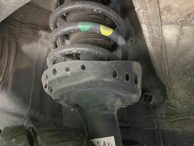 ステップワゴンスパーダ スパーダハイブリッド　Ｇ　ホンダセンシング　禁煙車　純正９型ナビ　両側電動ドア　後席モニター　衝突軽減装置　レーダークルーズ　バックカメラ　ＬＥＤヘッド＆フォグ　デュアルエアコン　純正１６インチアルミ　車線逸脱警報　ビルトインＥＴＣ（22枚目）