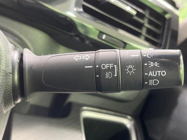 ステップワゴンスパーダ スパーダハイブリッド　Ｇ　ホンダセンシング　禁煙車　純正９型ナビ　両側電動ドア　後席モニター　衝突軽減装置　レーダークルーズ　バックカメラ　ＬＥＤヘッド＆フォグ　デュアルエアコン　純正１６インチアルミ　車線逸脱警報　ビルトインＥＴＣ（31枚目）