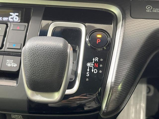 ステップワゴンスパーダ スパーダハイブリッド　Ｇ　ホンダセンシング　禁煙車　純正９型ナビ　両側電動ドア　後席モニター　衝突軽減装置　レーダークルーズ　バックカメラ　ＬＥＤヘッド＆フォグ　デュアルエアコン　純正１６インチアルミ　車線逸脱警報　ビルトインＥＴＣ（40枚目）