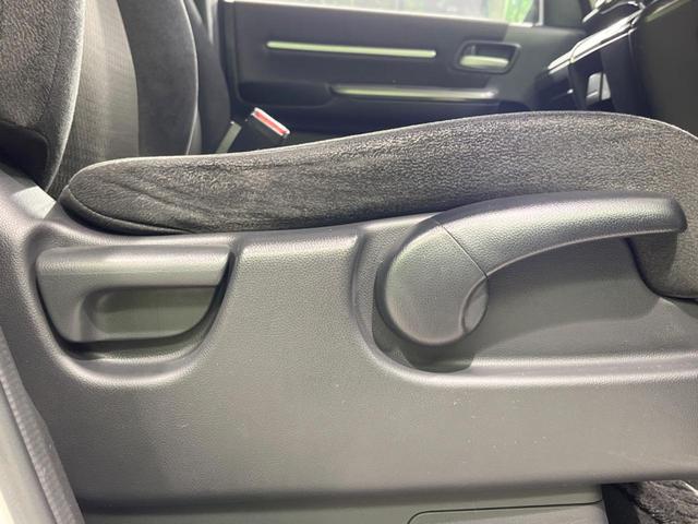 ステップワゴンスパーダ スパーダハイブリッド　Ｇ　ホンダセンシング　禁煙車　純正９型ナビ　両側電動ドア　後席モニター　衝突軽減装置　レーダークルーズ　バックカメラ　ＬＥＤヘッド＆フォグ　デュアルエアコン　純正１６インチアルミ　車線逸脱警報　ビルトインＥＴＣ（45枚目）