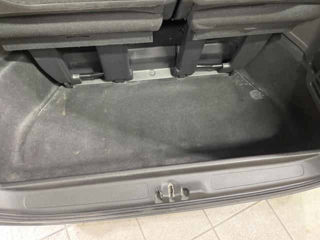 ステップワゴンスパーダ スパーダハイブリッド　Ｇ　ホンダセンシング　禁煙車　純正９型ナビ　両側電動ドア　後席モニター　衝突軽減装置　レーダークルーズ　バックカメラ　ＬＥＤヘッド＆フォグ　デュアルエアコン　純正１６インチアルミ　車線逸脱警報　ビルトインＥＴＣ（51枚目）