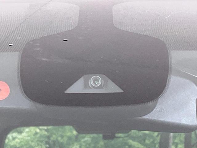 セレナ ハイウェイスターＶ　両側電動ドア　バックカメラ　衝突軽減装置　プロパイロット　禁煙車　ドラレコ　コーナーセンサー　スマートキー　ＬＥＤヘッド　ＥＴＣ　純正１６インチＡＷ　後方車輛検知装置　純正ディスプレイオーディオ（5枚目）