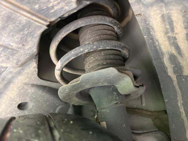 セレナ ハイウェイスターＶ　両側電動ドア　バックカメラ　衝突軽減装置　プロパイロット　禁煙車　ドラレコ　コーナーセンサー　スマートキー　ＬＥＤヘッド　ＥＴＣ　純正１６インチＡＷ　後方車輛検知装置　純正ディスプレイオーディオ（22枚目）