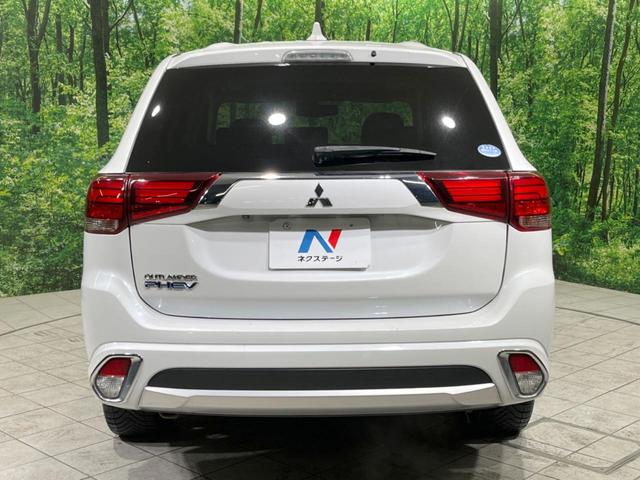 安心の最長１０年・走行無制限保証（有償）をご用意。保証内容も充実はもちろん、無料点検＆オイル交換や、年中無休の全国・２４時間ロードサービスも付帯されておりますのでご安心下さい。