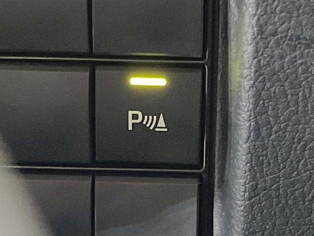 ランドクルーザープラド ＴＸ　４ＷＤ　純正ナビ　バックカメラ　衝突軽減装置　レーダークルーズ　コーナーセンサー　車線逸脱警報　ＬＥＤヘッド＆フォグ　オートハイビーム　バックカメラ　純正１７インチアルミ　ｂｌｕｅｔｏｏｔｈ　禁煙車（8枚目）