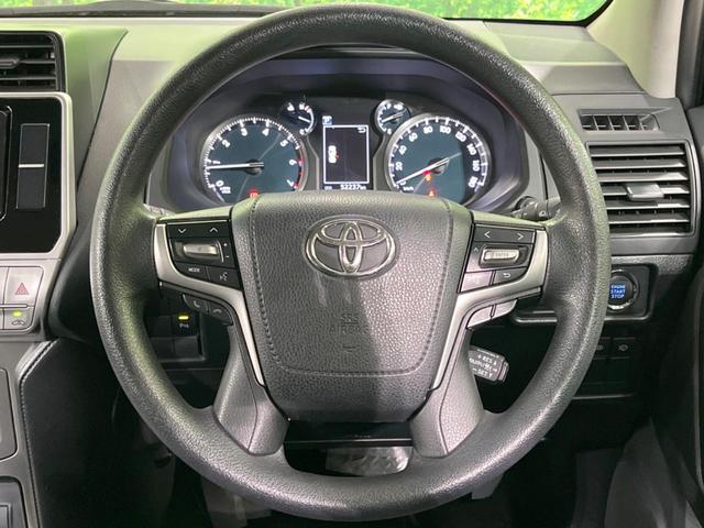 ランドクルーザープラド ＴＸ　４ＷＤ　純正ナビ　バックカメラ　衝突軽減装置　レーダークルーズ　コーナーセンサー　車線逸脱警報　ＬＥＤヘッド＆フォグ　オートハイビーム　バックカメラ　純正１７インチアルミ　ｂｌｕｅｔｏｏｔｈ　禁煙車（12枚目）