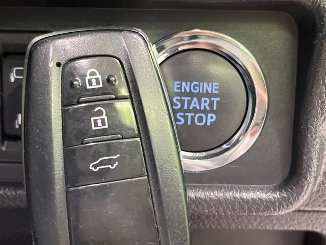 ランドクルーザープラド ＴＸ　４ＷＤ　純正ナビ　バックカメラ　衝突軽減装置　レーダークルーズ　コーナーセンサー　車線逸脱警報　ＬＥＤヘッド＆フォグ　オートハイビーム　バックカメラ　純正１７インチアルミ　ｂｌｕｅｔｏｏｔｈ　禁煙車（31枚目）