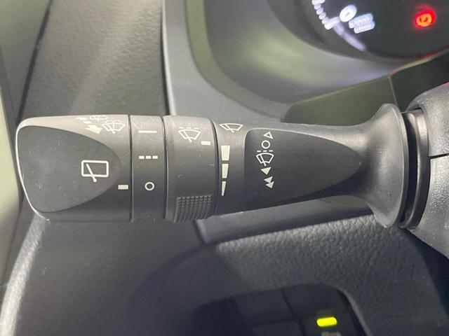 ランドクルーザープラド ＴＸ　４ＷＤ　純正ナビ　バックカメラ　衝突軽減装置　レーダークルーズ　コーナーセンサー　車線逸脱警報　ＬＥＤヘッド＆フォグ　オートハイビーム　バックカメラ　純正１７インチアルミ　ｂｌｕｅｔｏｏｔｈ　禁煙車（38枚目）