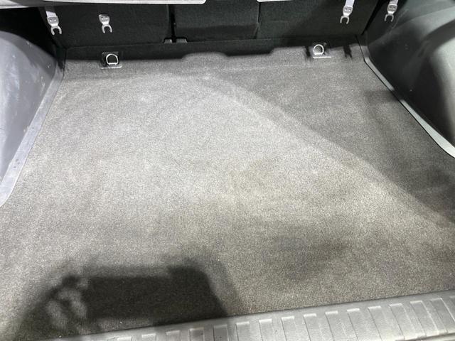 ランドクルーザープラド ＴＸ　４ＷＤ　純正ナビ　バックカメラ　衝突軽減装置　レーダークルーズ　コーナーセンサー　車線逸脱警報　ＬＥＤヘッド＆フォグ　オートハイビーム　バックカメラ　純正１７インチアルミ　ｂｌｕｅｔｏｏｔｈ　禁煙車（46枚目）