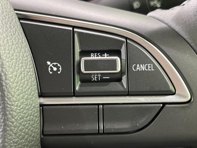 【クルーズコントロール】高速道路もラクラク走行。アクセルを離しても一定速度で走行ができ、長距離運転時の負担を軽減！加速・減速も簡単なスイッチ操作で調整できます。