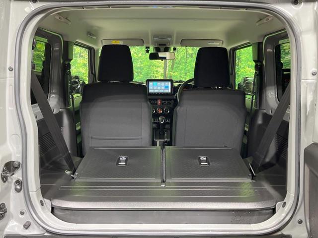 後席を格納すると、これだけの広さが！シーンに合わせたシートアレンジで、大きな荷物も積むことが出来ます♪