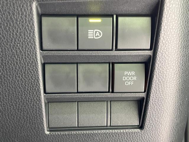 ヴォクシー Ｓ－Ｚ　禁煙車　純正１０型ナビ　両側電動ドア　レーダークルーズ　衝突軽減装置　レーンアシスト　コーナーセンサー　リアオートエアコン　シートヒーター　ドラレコ　ＥＴＣ　ＬＥＤヘッド　オートハイビーム（34枚目）