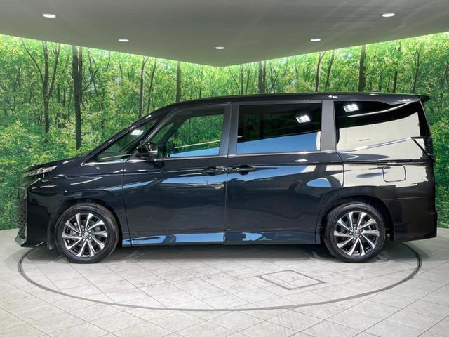 ヴォクシー Ｓ－Ｚ　禁煙車　純正１０型ナビ　両側電動ドア　レーダークルーズ　衝突軽減装置　レーンアシスト　コーナーセンサー　リアオートエアコン　シートヒーター　ドラレコ　ＥＴＣ　ＬＥＤヘッド　オートハイビーム（45枚目）