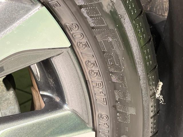 ヴォクシー Ｓ－Ｚ　禁煙車　純正１０型ナビ　両側電動ドア　レーダークルーズ　衝突軽減装置　レーンアシスト　コーナーセンサー　リアオートエアコン　シートヒーター　ドラレコ　ＥＴＣ　ＬＥＤヘッド　オートハイビーム（53枚目）