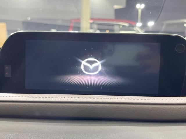 ＣＸ－３０ ２０Ｓ　Ｌパッケージ　８．８型マツダコネクト　全周囲カメラ　衝突軽減装置　電動リアゲート　レーダークルーズ　パワーシート　レザーシート　シートヒーター　ブラインドスポットモニター　ＥＴＣ　ドラレコ　禁煙車　ＣＤ／ＤＶＤ（3枚目）