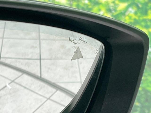 ＣＸ－３０ ２０Ｓ　Ｌパッケージ　８．８型マツダコネクト　全周囲カメラ　衝突軽減装置　電動リアゲート　レーダークルーズ　パワーシート　レザーシート　シートヒーター　ブラインドスポットモニター　ＥＴＣ　ドラレコ　禁煙車　ＣＤ／ＤＶＤ（9枚目）