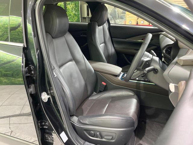 ＣＸ－３０ ２０Ｓ　Ｌパッケージ　８．８型マツダコネクト　全周囲カメラ　衝突軽減装置　電動リアゲート　レーダークルーズ　パワーシート　レザーシート　シートヒーター　ブラインドスポットモニター　ＥＴＣ　ドラレコ　禁煙車　ＣＤ／ＤＶＤ（10枚目）