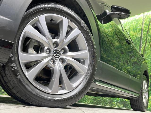 ＣＸ－３０ ２０Ｓ　Ｌパッケージ　８．８型マツダコネクト　全周囲カメラ　衝突軽減装置　電動リアゲート　レーダークルーズ　パワーシート　レザーシート　シートヒーター　ブラインドスポットモニター　ＥＴＣ　ドラレコ　禁煙車　ＣＤ／ＤＶＤ（14枚目）