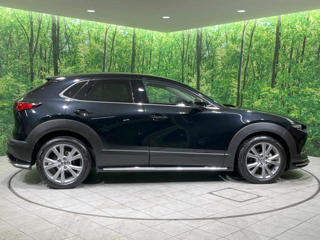 ＣＸ－３０ ２０Ｓ　Ｌパッケージ　８．８型マツダコネクト　全周囲カメラ　衝突軽減装置　電動リアゲート　レーダークルーズ　パワーシート　レザーシート　シートヒーター　ブラインドスポットモニター　ＥＴＣ　ドラレコ　禁煙車　ＣＤ／ＤＶＤ（16枚目）