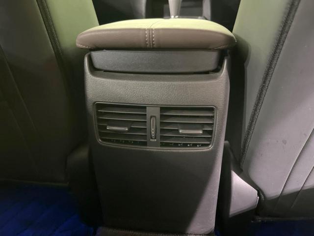 ＣＸ－３０ ２０Ｓ　Ｌパッケージ　８．８型マツダコネクト　全周囲カメラ　衝突軽減装置　電動リアゲート　レーダークルーズ　パワーシート　レザーシート　シートヒーター　ブラインドスポットモニター　ＥＴＣ　ドラレコ　禁煙車　ＣＤ／ＤＶＤ（62枚目）